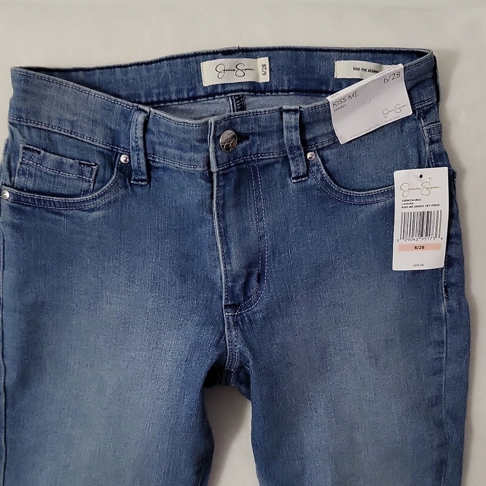 NWT Jessica Simpson Kiss Me Skinny Jeans Women's Blue Medium Wash Denim 6/28 - Picture 11 of 16